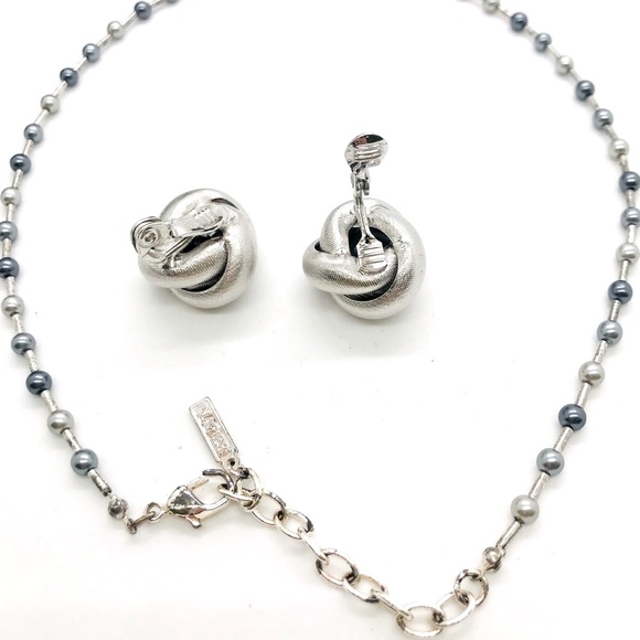 Vintage signed Monet Earrings & Napier Necklace - Picture 6 of 13